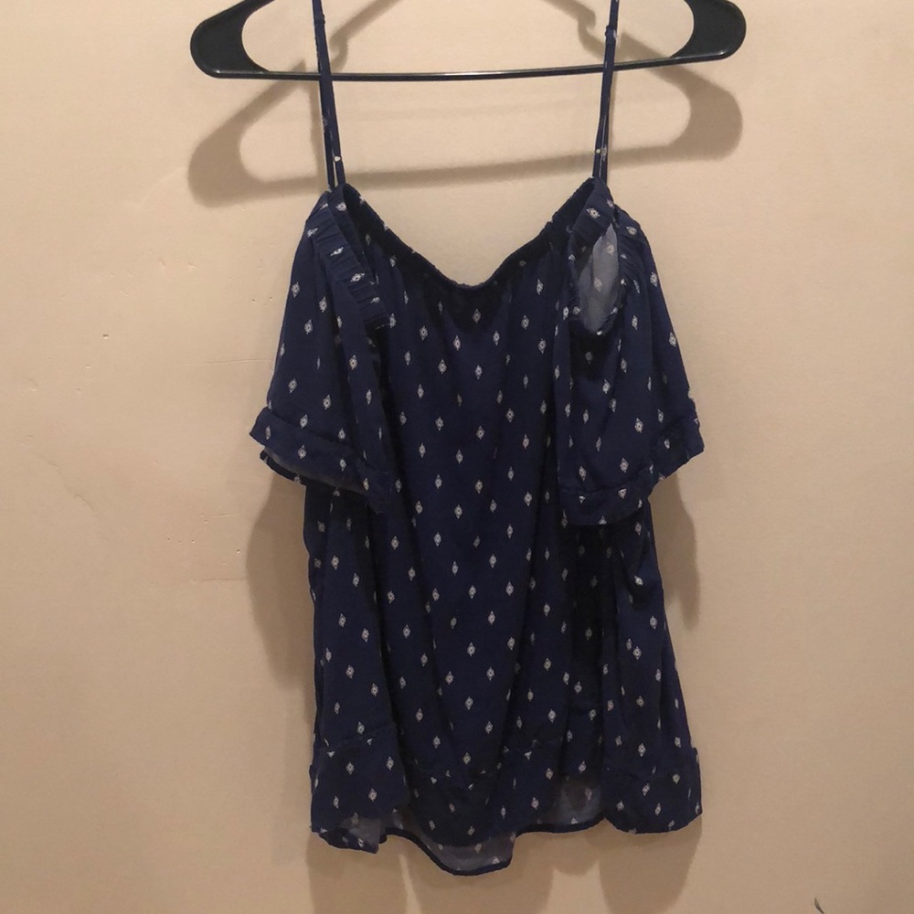 Strapless cute navy top